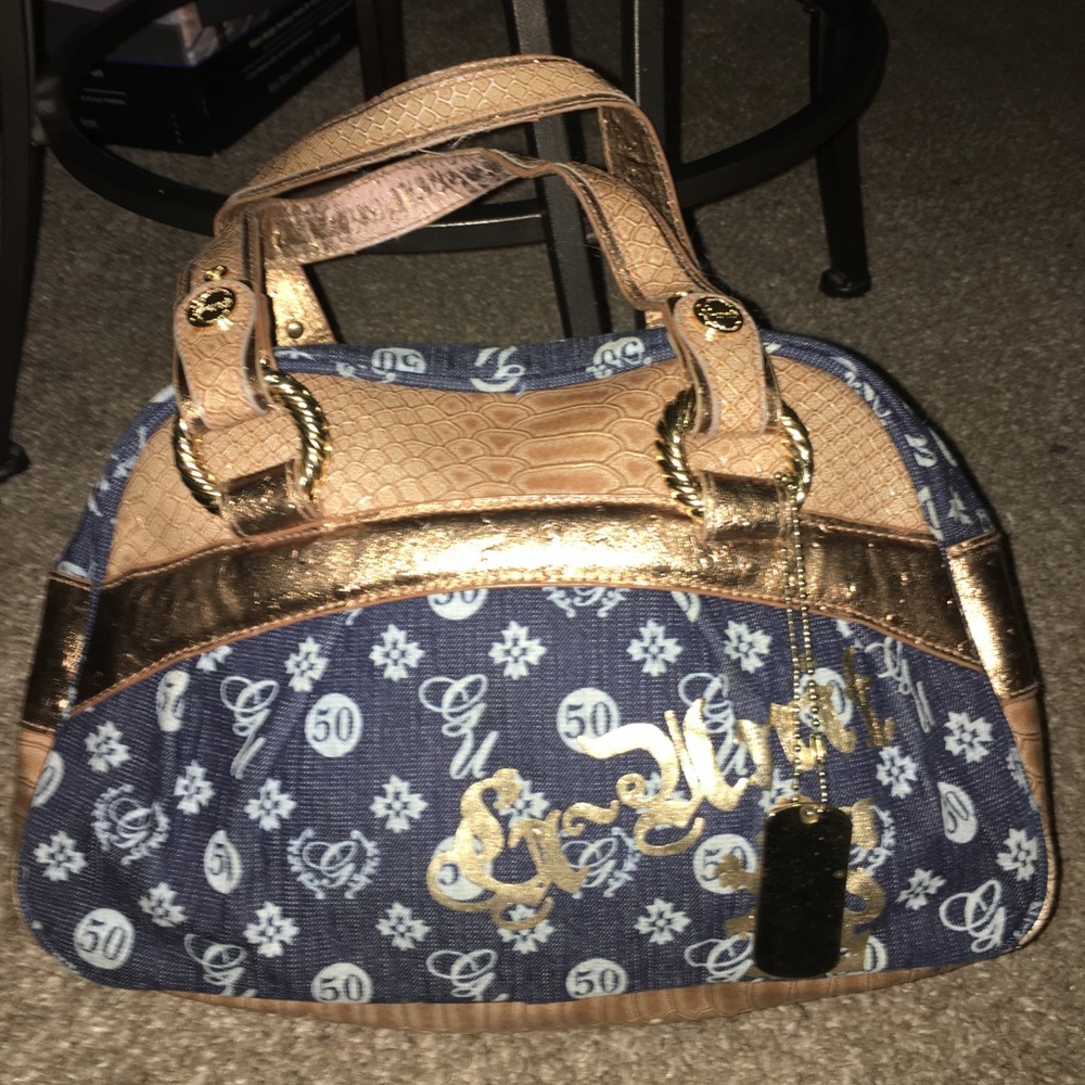 Hand bag